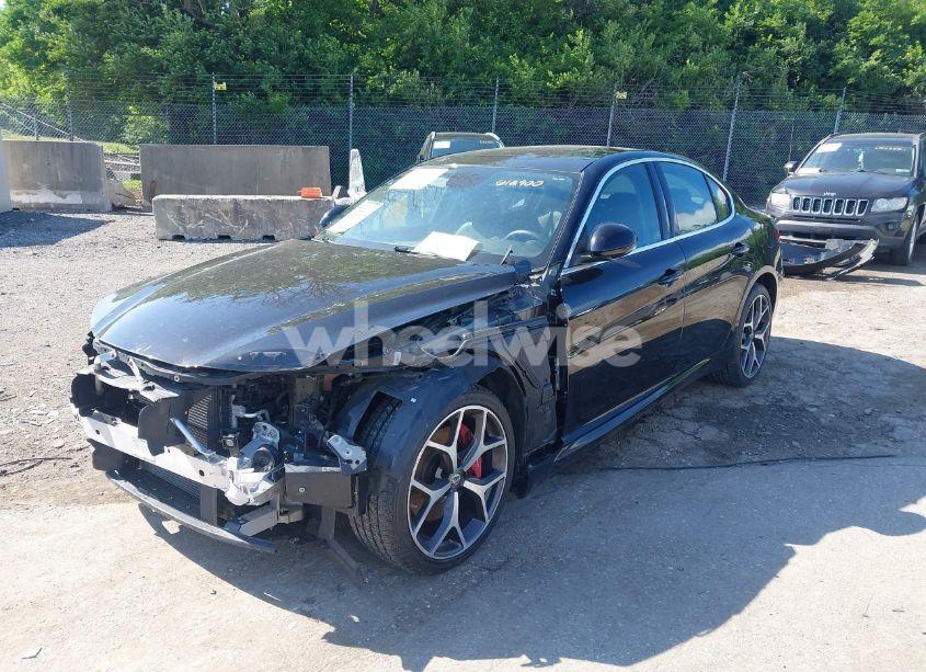 Photo 6 of 2019 Alfa Romeo GIULIA AWD (VIN ZARFANAN6K7612900)