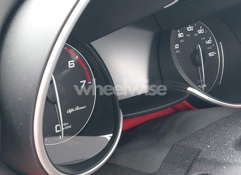 Photo 15 of 2020 Alfa Romeo GIULIA TI SPORT AWD (VIN ZARFANBN0L7629448)