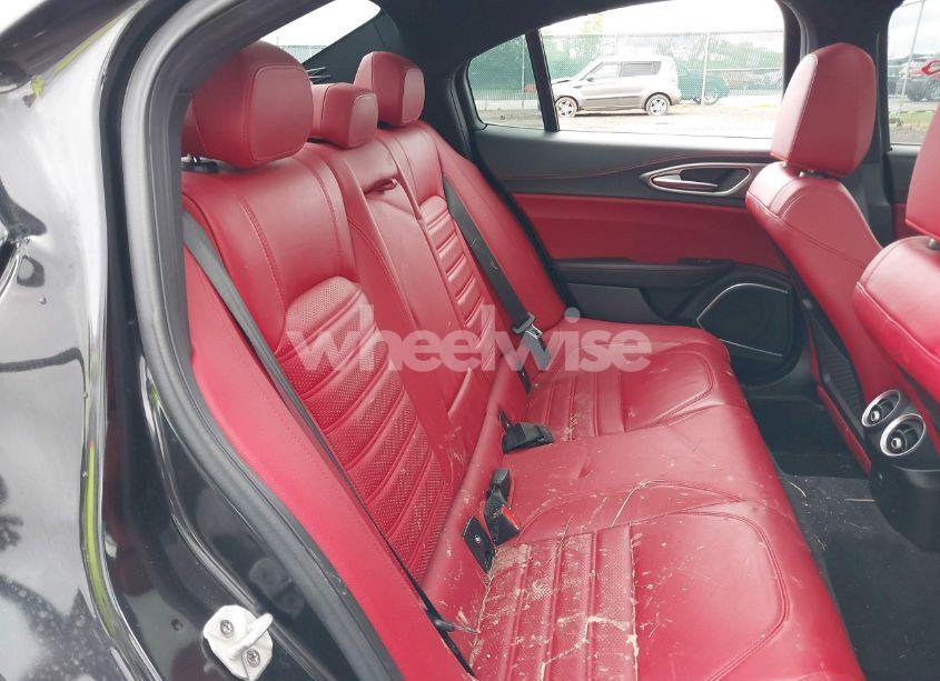 Photo 8 of 2020 Alfa Romeo GIULIA TI SPORT AWD (VIN ZARFANBN0L7629448)