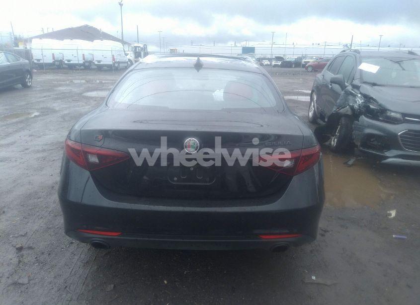 Photo 16 of 2020 Alfa Romeo GIULIA TI AWD (VIN ZARFANBN2L7629757)