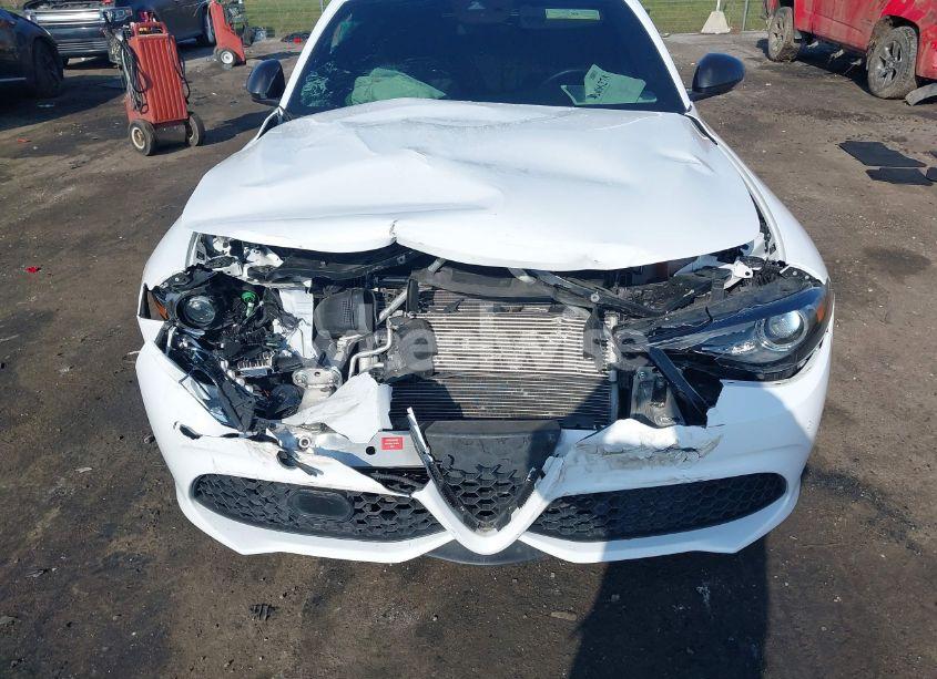 Photo 6 of 2021 Alfa Romeo GIULIA TI SPORT AWD (VIN ZARFANBN2M7643658)