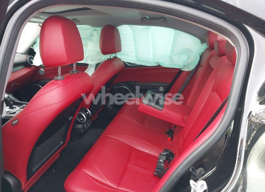 Photo 8 of 2021 Alfa Romeo GIULIA TI AWD (VIN ZARFANBN5M7643816)