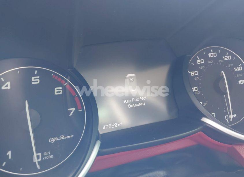 Photo 7 of 2019 Alfa Romeo GIULIA TI SPORT AWD (VIN ZARFANBN8K7603243)