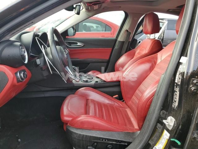 Photo 2 of 2019 ALFA ROMEO GIULIA TI (VIN ZARFANBN8K7608328)