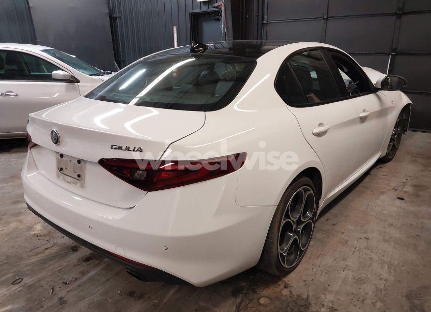 Photo 4 of 2022 Alfa Romeo GIULIA TI AWD (VIN ZARFANBN8N7661843)