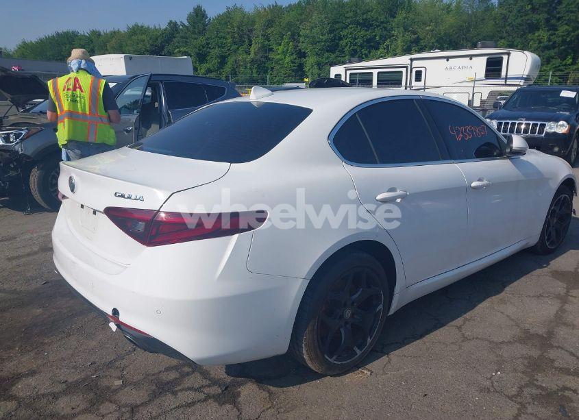 Photo 4 of 2020 Alfa Romeo GIULIA TI AWD (VIN ZARFANBN9L7633708)