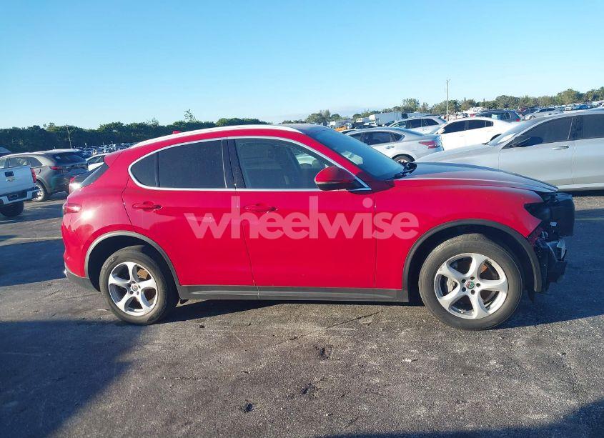 Photo 14 of 2018 Alfa Romeo STELVIO AWD (VIN ZASFAKAN3J7C20066)