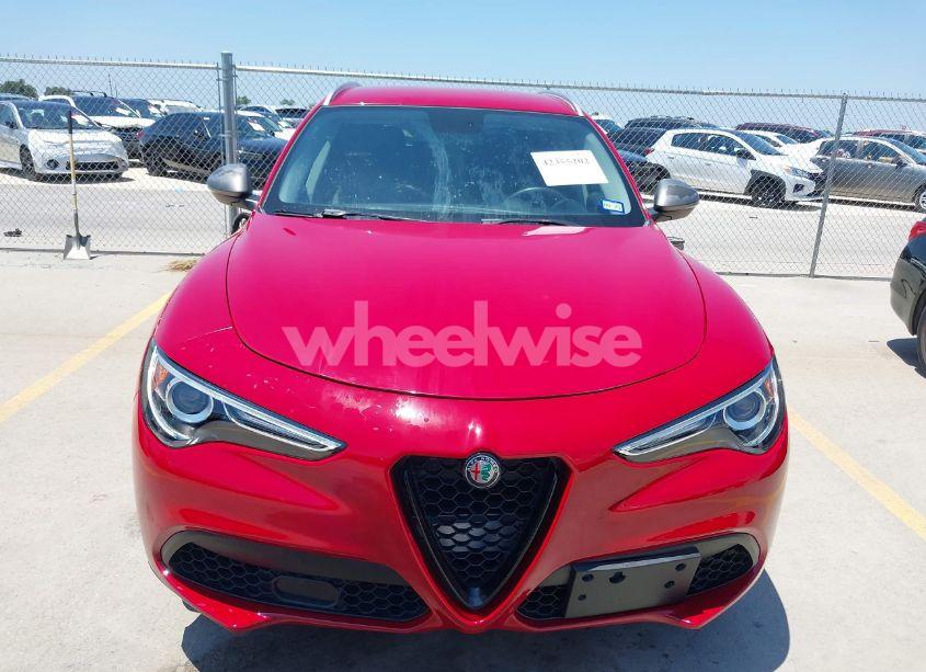 Photo 12 of 2018 Alfa Romeo STELVIO AWD (VIN ZASFAKAN8J7B64173)