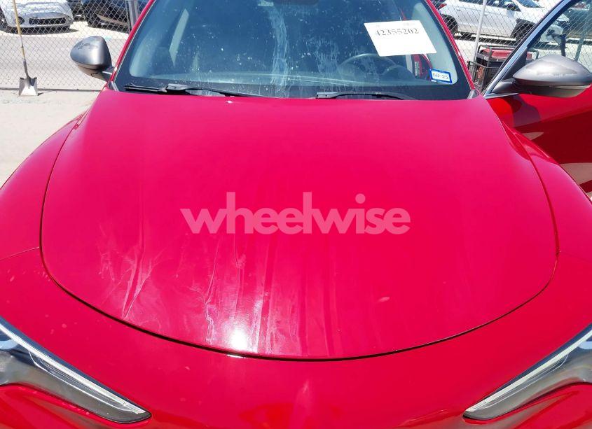 Photo 6 of 2018 Alfa Romeo STELVIO AWD (VIN ZASFAKAN8J7B64173)