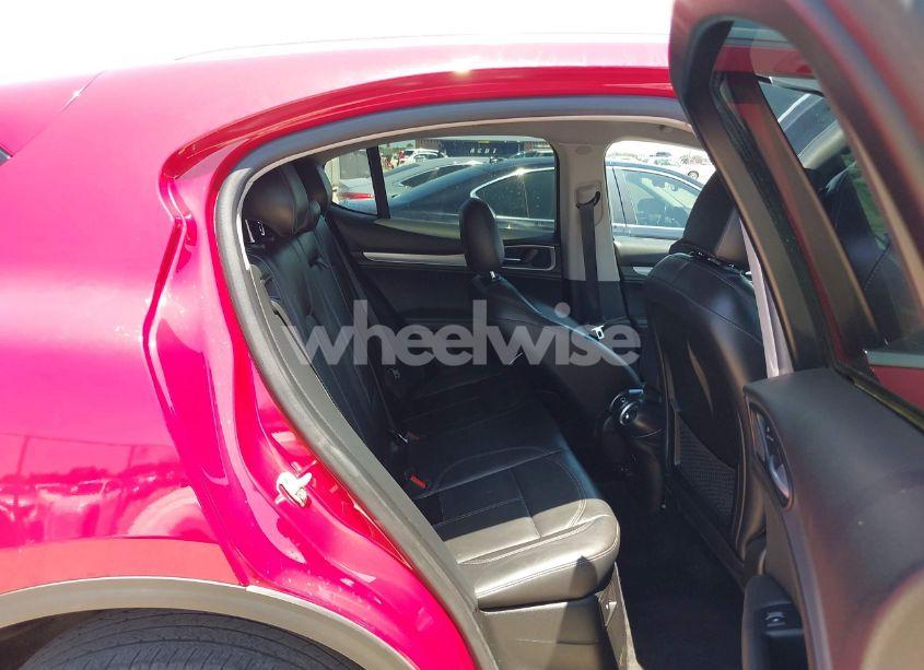 Photo 8 of 2018 Alfa Romeo STELVIO AWD (VIN ZASFAKAN8J7B64173)