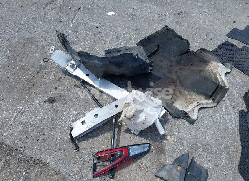 Photo 12 of 2018 Alfa Romeo STELVIO AWD (VIN ZASFAKAN8J7B82205)