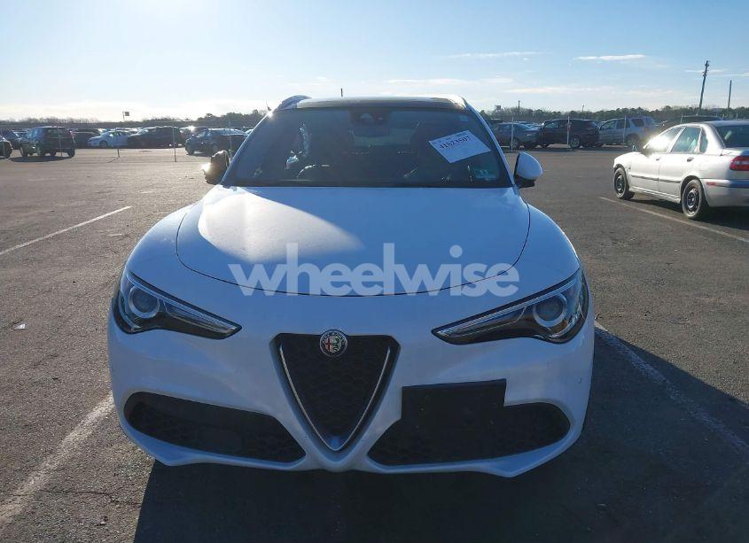 Photo 13 of 2018 Alfa Romeo STELVIO TI AWD (VIN ZASFAKBNXJ7C15509)