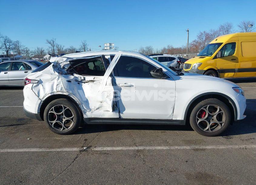 Photo 14 of 2018 Alfa Romeo STELVIO TI AWD (VIN ZASFAKBNXJ7C15509)