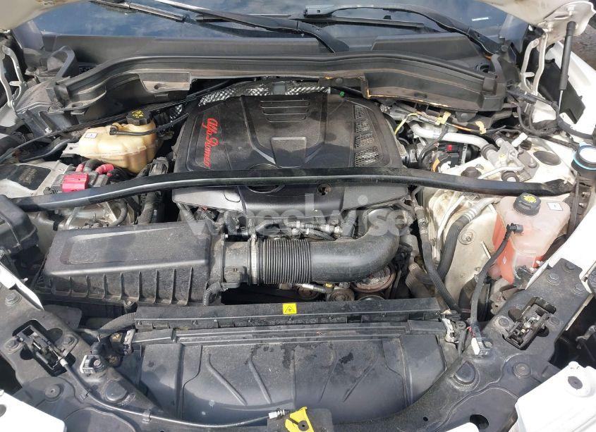 Photo 10 of 2018 Alfa Romeo STELVIO TI SPORT AWD (VIN ZASFAKNN5J7B80535)