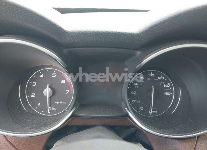 Photo 7 of 2018 Alfa Romeo STELVIO SPORT AWD (VIN ZASFAKPN0J7B71013)