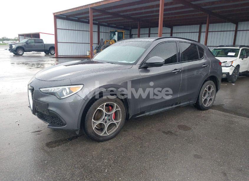 Photo 2 of 2018 Alfa Romeo STELVIO SPORT AWD (VIN ZASFAKPN3J7B58613)