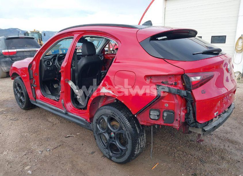 Photo 3 of 2018 Alfa Romeo STELVIO SPORT AWD (VIN ZASFAKPN5J7B78409)