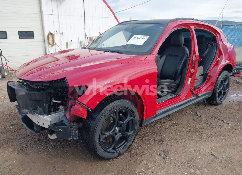 Photo 6 of 2018 Alfa Romeo STELVIO SPORT AWD (VIN ZASFAKPN5J7B78409)