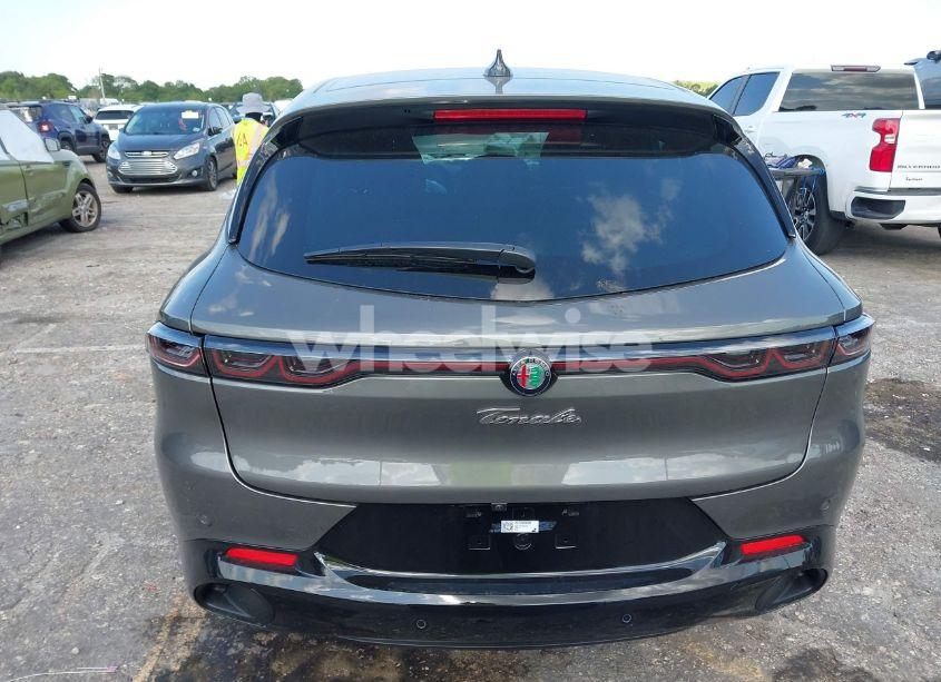 Photo 16 of 2025 Alfa Romeo TONALE AWD (VIN ZASNATAN6S3090601)
