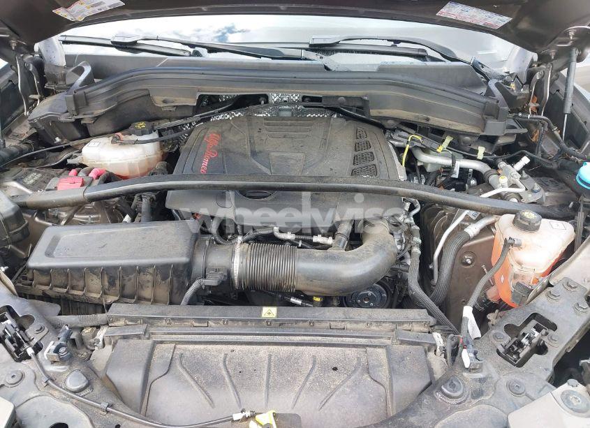 Photo 10 of 2019 Alfa Romeo STELVIO SPORT RWD (VIN ZASPAJAN2K7C48523)