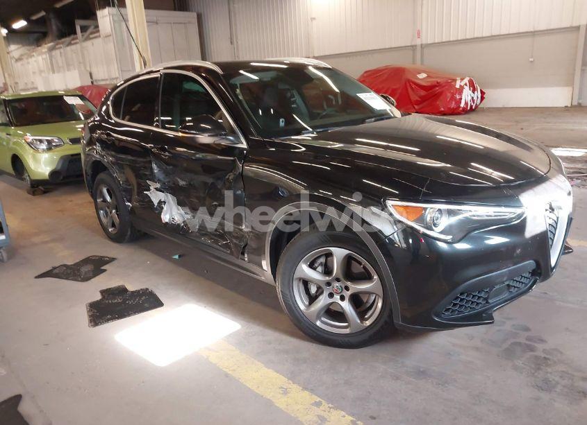2019 Alfa Romeo STELVIO AWD (VIN ZASPAKAN0K7C39342) main photo