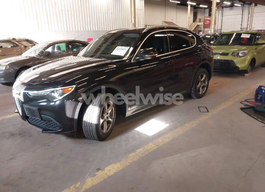 Photo 2 of 2019 Alfa Romeo STELVIO AWD (VIN ZASPAKAN0K7C39342)