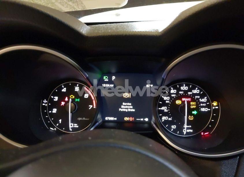 Photo 7 of 2019 Alfa Romeo STELVIO AWD (VIN ZASPAKAN0K7C39342)