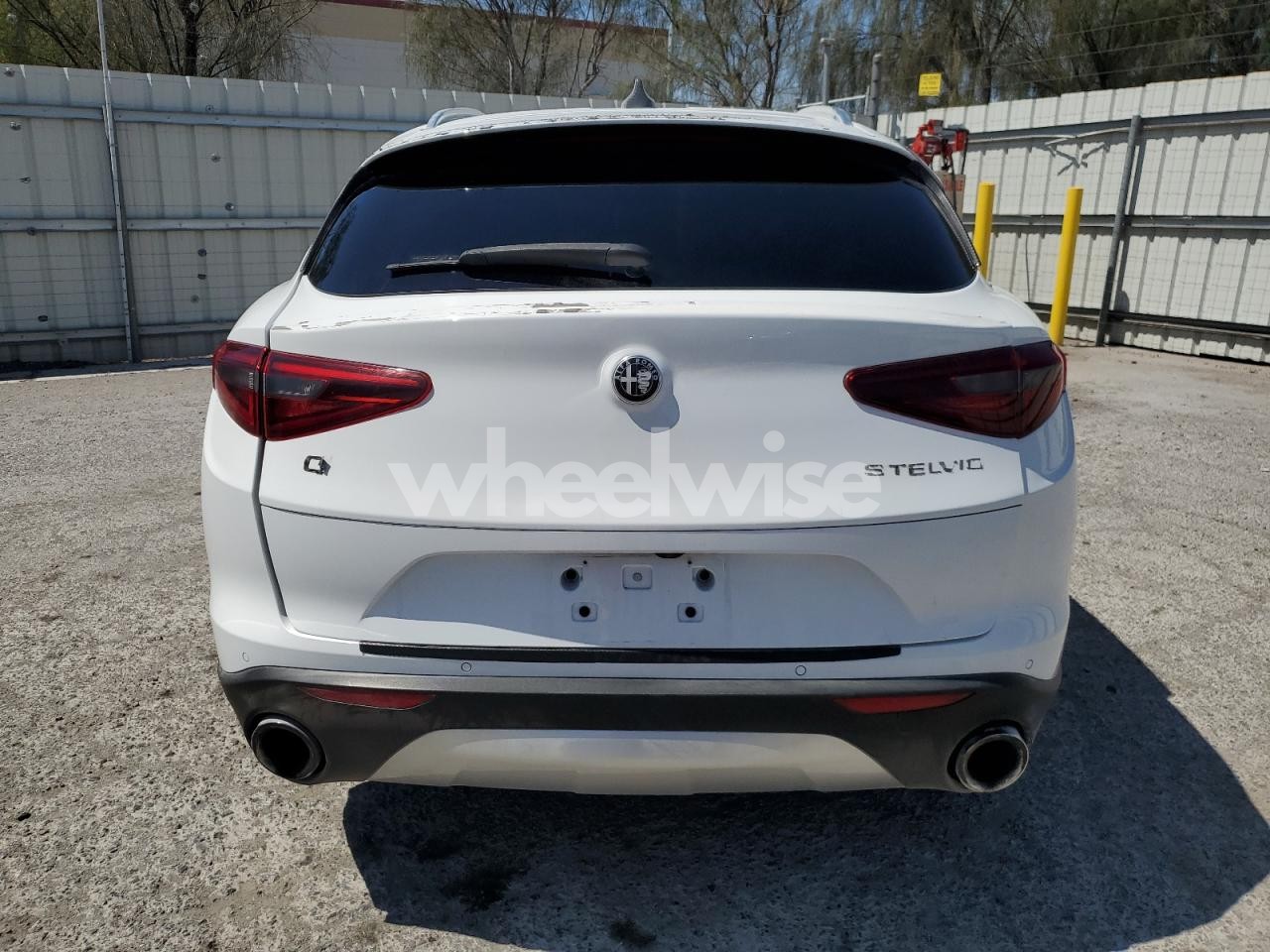 Photo 6 of 2020 ALFA ROMEO STELVIO (VIN ZASPAKAN0L7C75985)