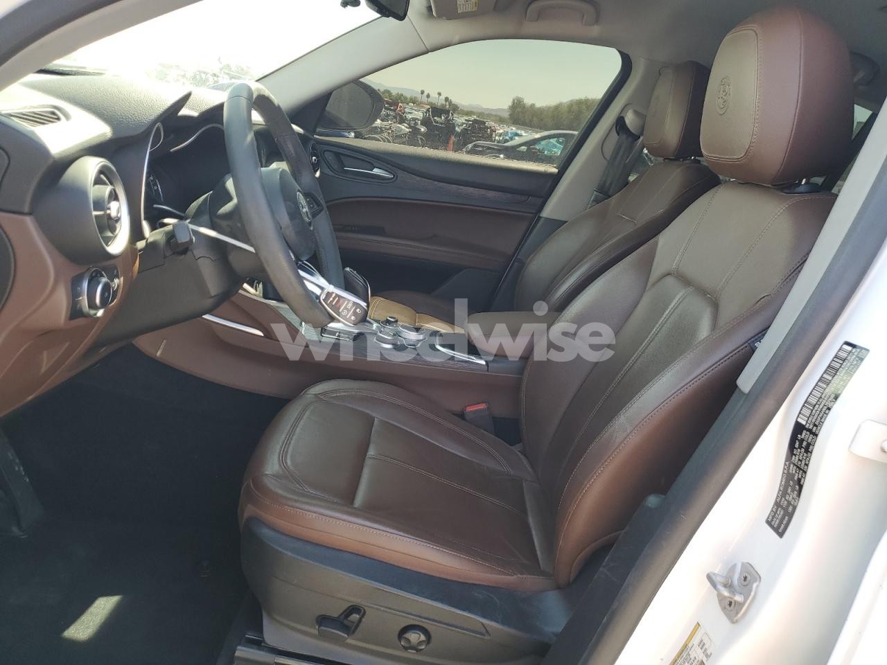 Photo 7 of 2020 ALFA ROMEO STELVIO (VIN ZASPAKAN0L7C75985)