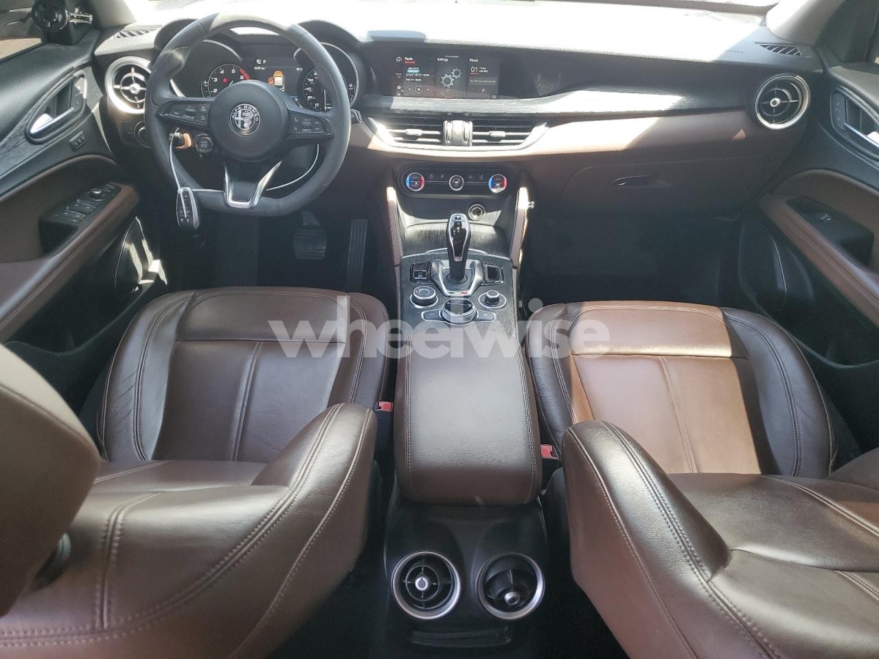 Photo 8 of 2020 ALFA ROMEO STELVIO (VIN ZASPAKAN0L7C75985)