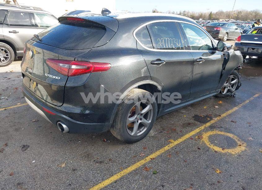 Photo 4 of 2021 Alfa Romeo STELVIO AWD (VIN ZASPAKANXM7D08119)