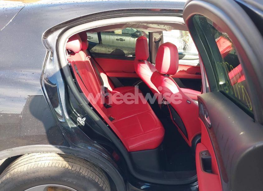 Photo 8 of 2021 Alfa Romeo STELVIO AWD (VIN ZASPAKANXM7D08119)