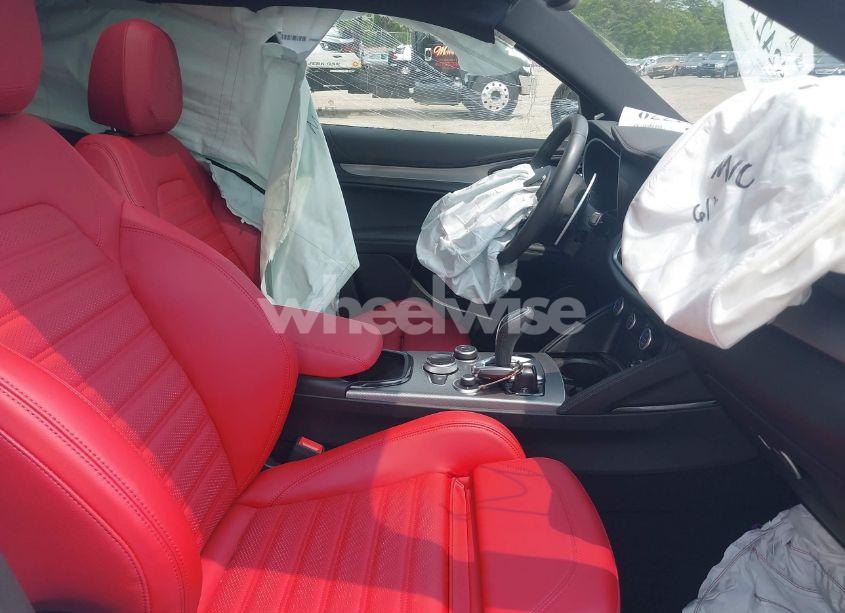 Photo 5 of 2024 Alfa Romeo STELVIO VELOCE AWD (VIN ZASPAKBN0R7D72661)