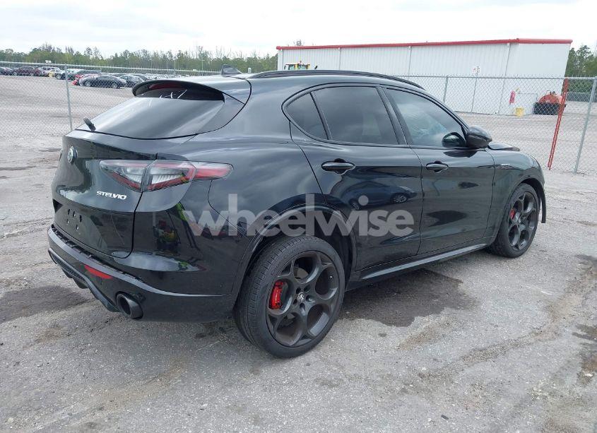 Photo 4 of 2024 Alfa Romeo STELVIO VELOCE AWD (VIN ZASPAKBN0R7D75947)