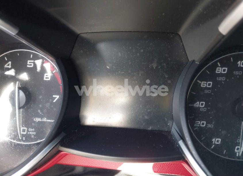 Photo 7 of 2019 Alfa Romeo STELVIO TI SPORT AWD (VIN ZASPAKBN1K7C36934)