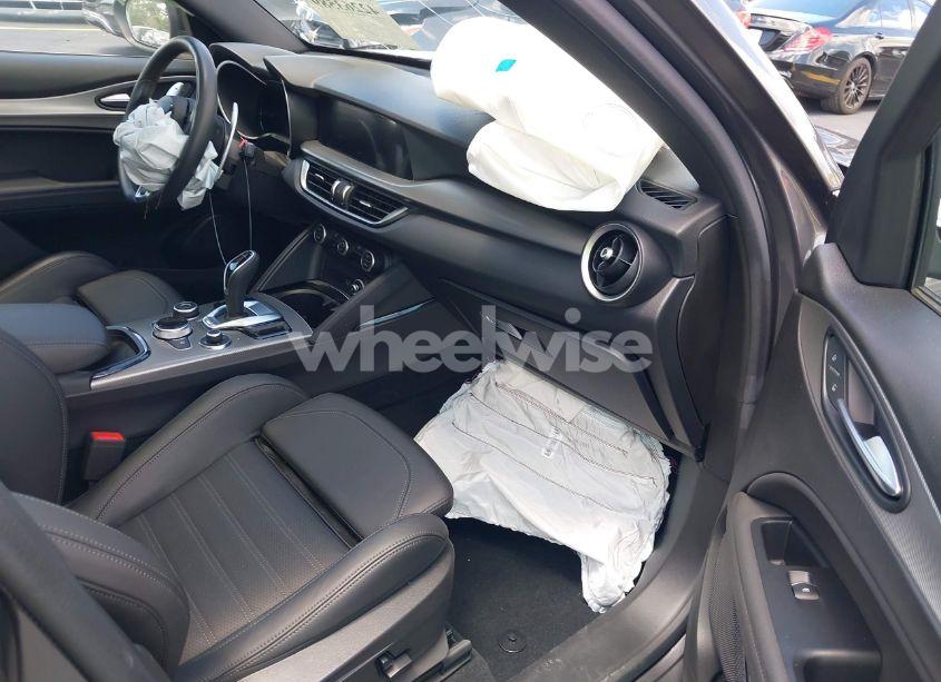 Photo 5 of 2024 Alfa Romeo STELVIO VELOCE AWD (VIN ZASPAKBN1R7D78095)