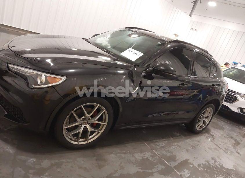Photo 15 of 2019 Alfa Romeo STELVIO TI SPORT AWD (VIN ZASPAKBN3K7C71569)