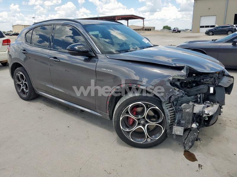 Photo 2 of 2022 ALFA ROMEO STELVIO TI (VIN ZASPAKBN4N7D42587)