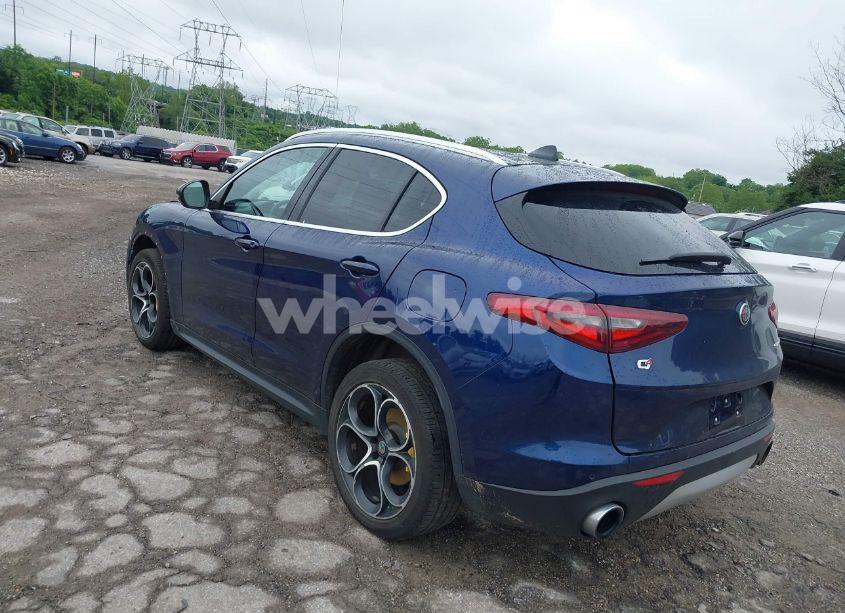 Photo 3 of 2019 Alfa Romeo STELVIO TI LUSSO AWD (VIN ZASPAKBN5K7C58905)