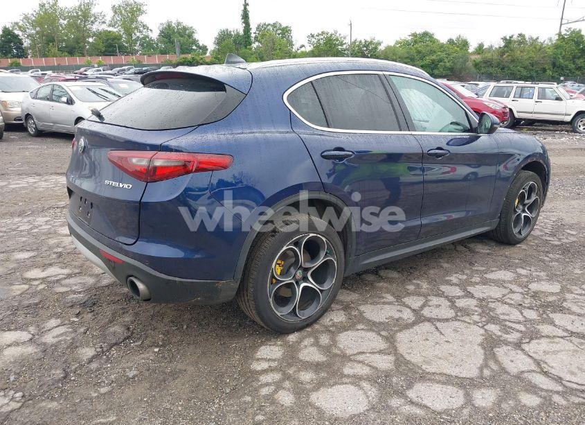 Photo 4 of 2019 Alfa Romeo STELVIO TI LUSSO AWD (VIN ZASPAKBN5K7C58905)