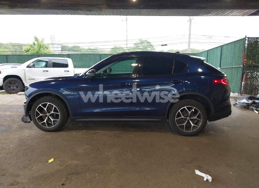 Photo 15 of 2019 Alfa Romeo STELVIO TI AWD (VIN ZASPAKBN5K7C59505)