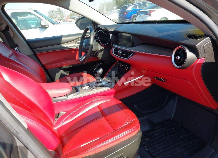 Photo 5 of 2020 Alfa Romeo STELVIO TI AWD (VIN ZASPAKBN5L7C75639)