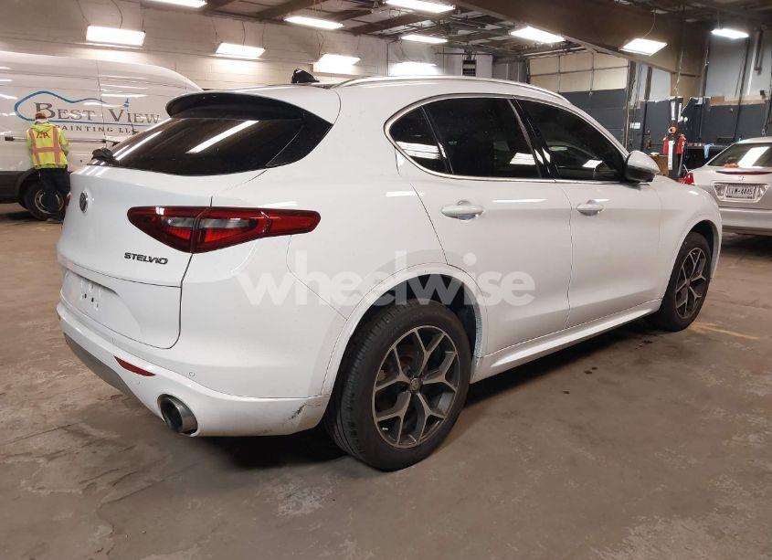 Photo 4 of 2021 Alfa Romeo STELVIO TI AWD (VIN ZASPAKBN6M7D19214)