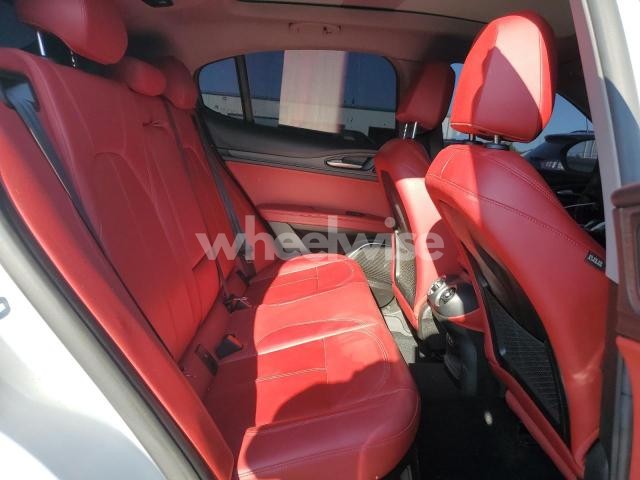 Photo 3 of 2020 ALFA ROMEO STELVIO TI (VIN ZASPAKBN7L7C98582)