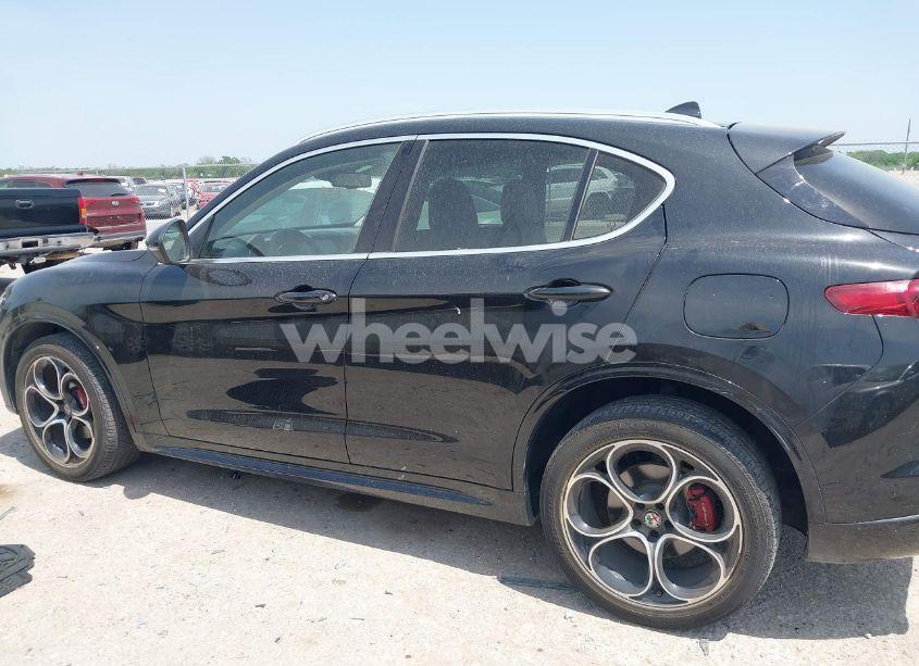 Photo 14 of 2020 Alfa Romeo STELVIO TI LUSSO AWD (VIN ZASPAKBN8L7C95979)