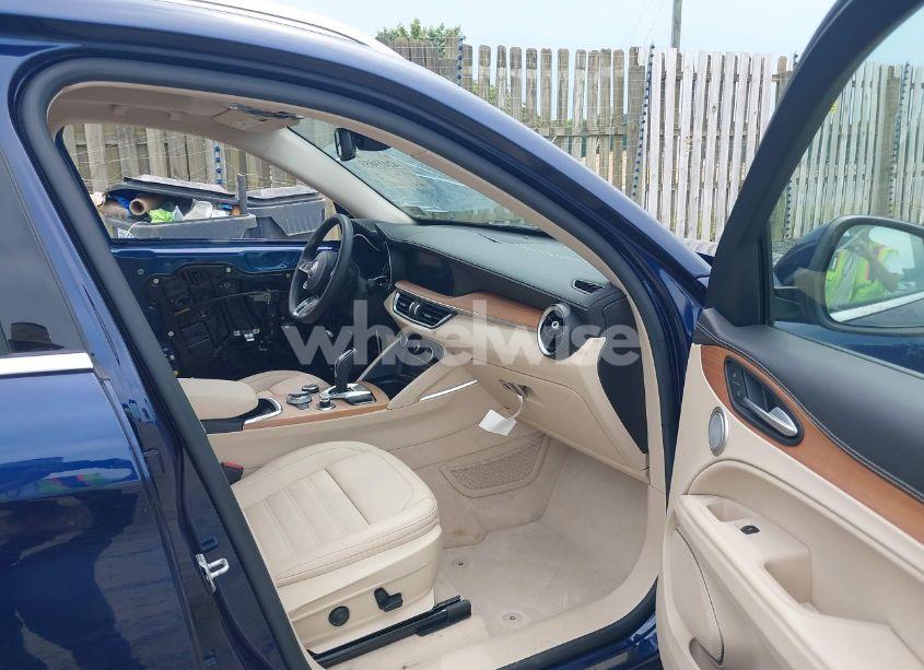 Photo 5 of 2021 Alfa Romeo STELVIO TI AWD (VIN ZASPAKBN8M7D12944)