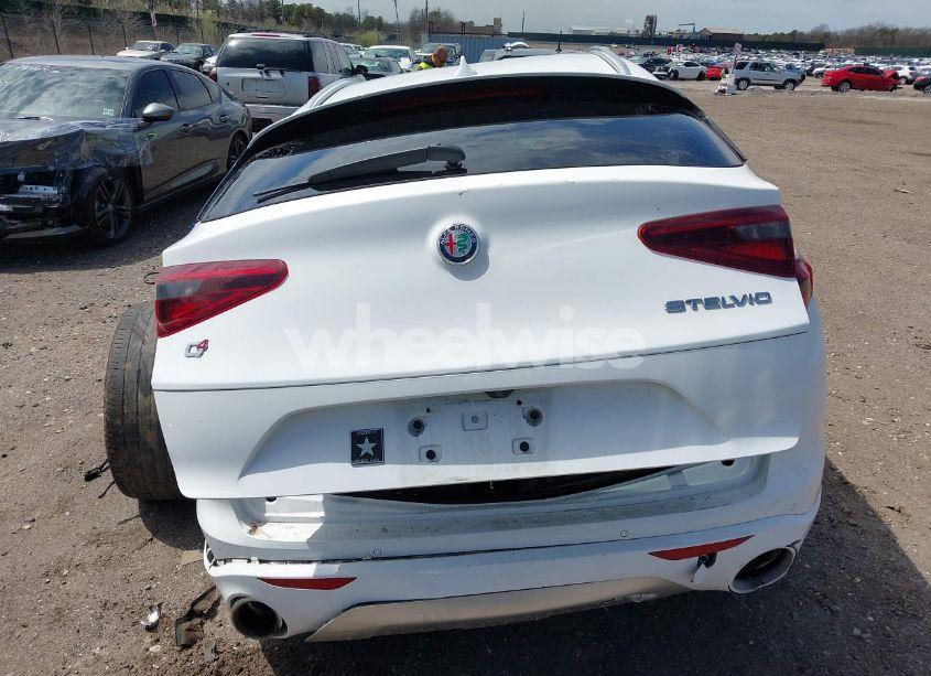 Photo 16 of 2020 Alfa Romeo STELVIO TI LUSSO AWD (VIN ZASPAKBN9L7C76146)