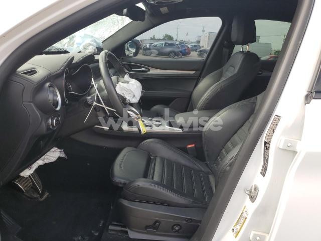 Photo 4 of 2022 ALFA ROMEO STELVIO TI (VIN ZASPAKBN9N7D37921)