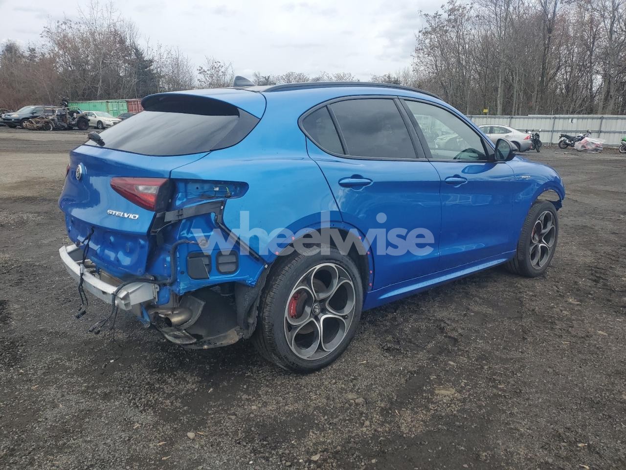 Photo 3 of 2022 ALFA ROMEO STELVIO TI (VIN ZASPAKBNXN7D31819)