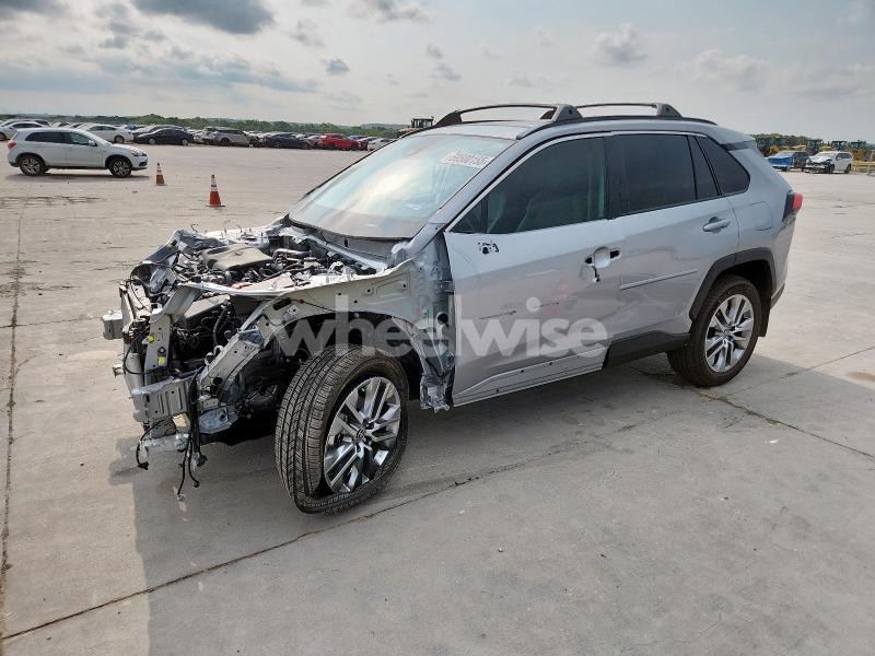 2025 TOYOTA RAV4 XLE PREMIUM (VIN ZCFC65D0075655299) main photo
